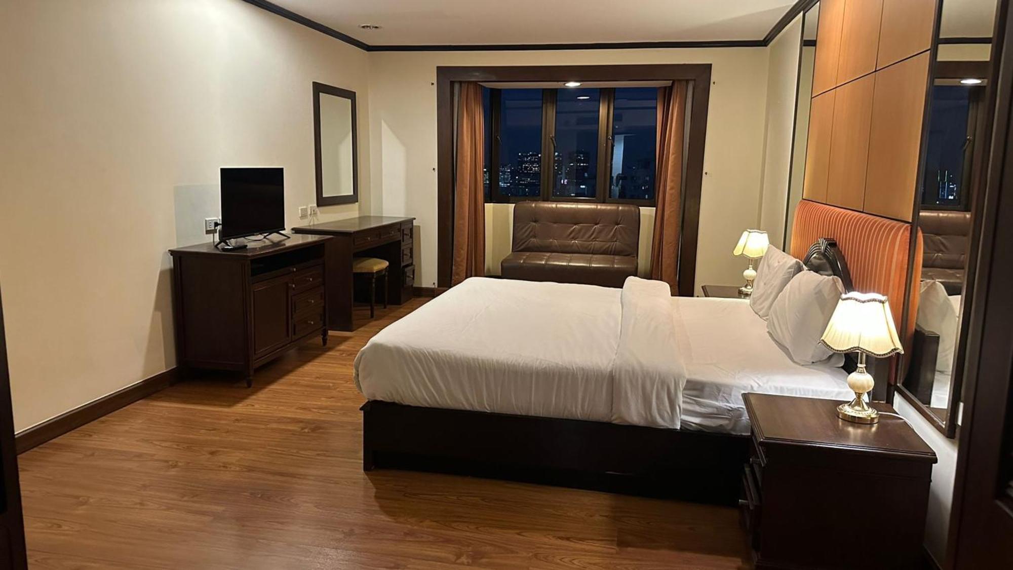 Omni Tower Sukhumvit Soi 4 Direct Apartment กรุงเทพมหานคร ภายนอก รูปภาพ
