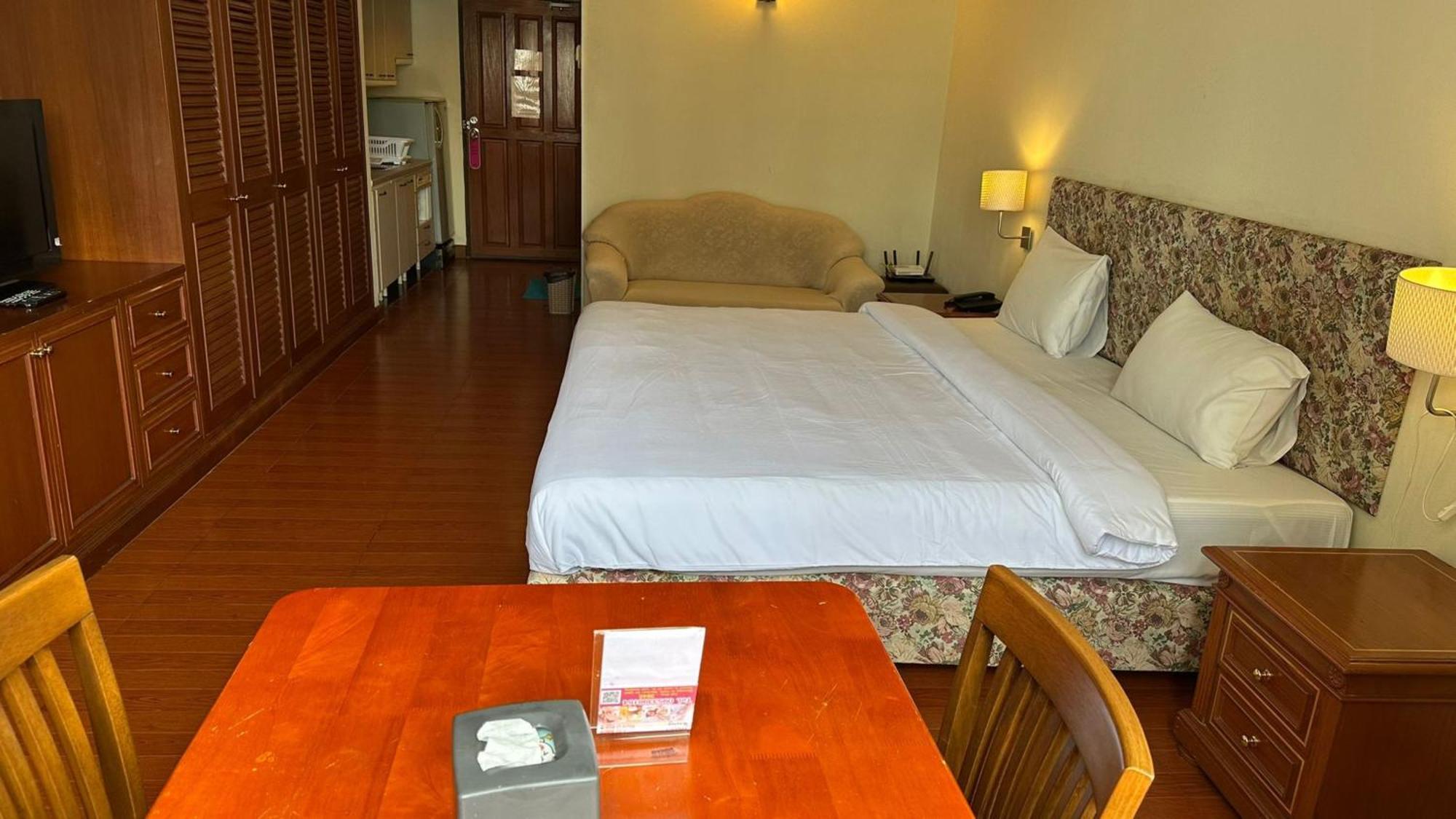 Omni Tower Sukhumvit Soi 4 Direct Apartment กรุงเทพมหานคร ภายนอก รูปภาพ