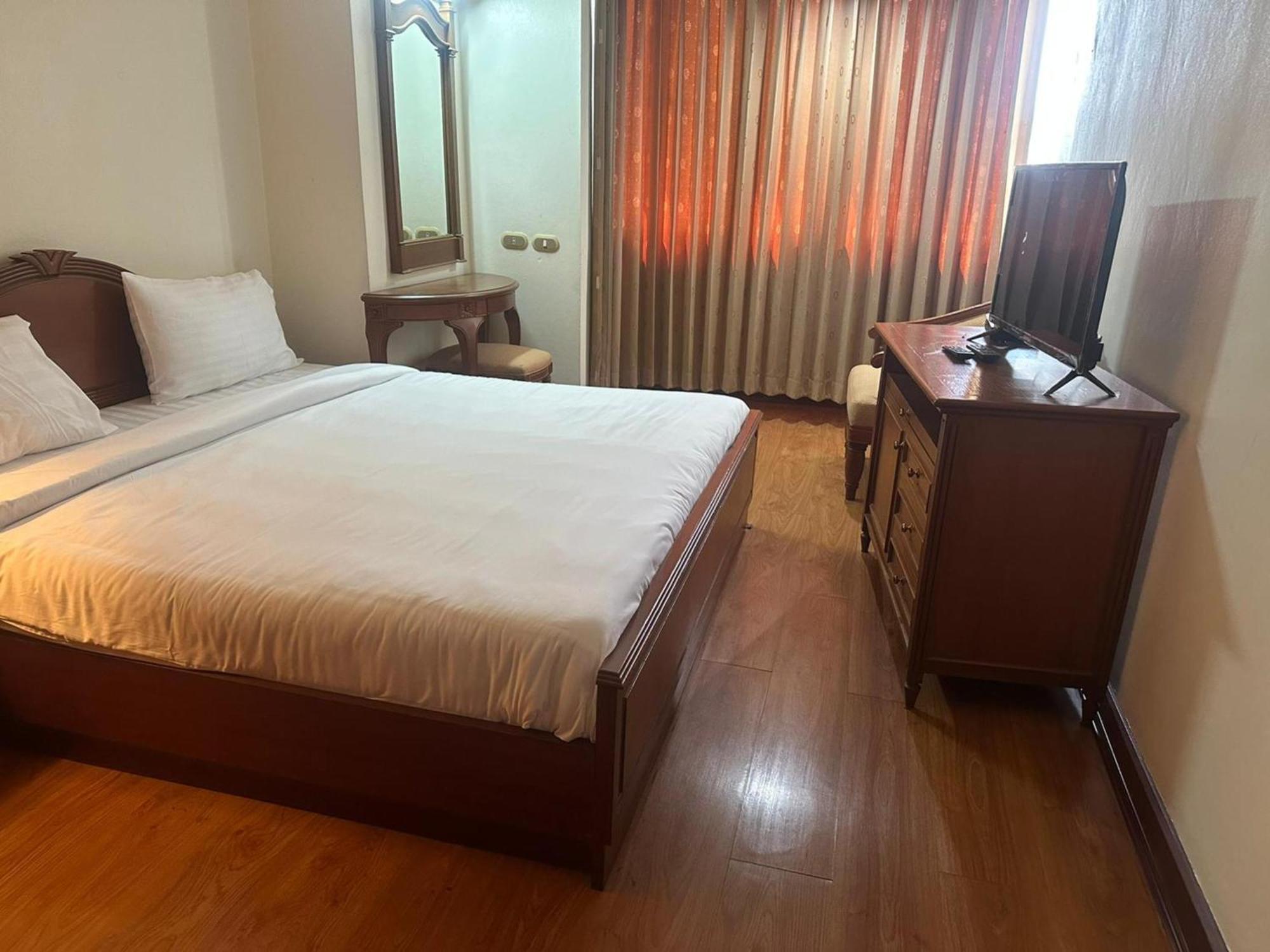 Omni Tower Sukhumvit Soi 4 Direct Apartment กรุงเทพมหานคร ภายนอก รูปภาพ