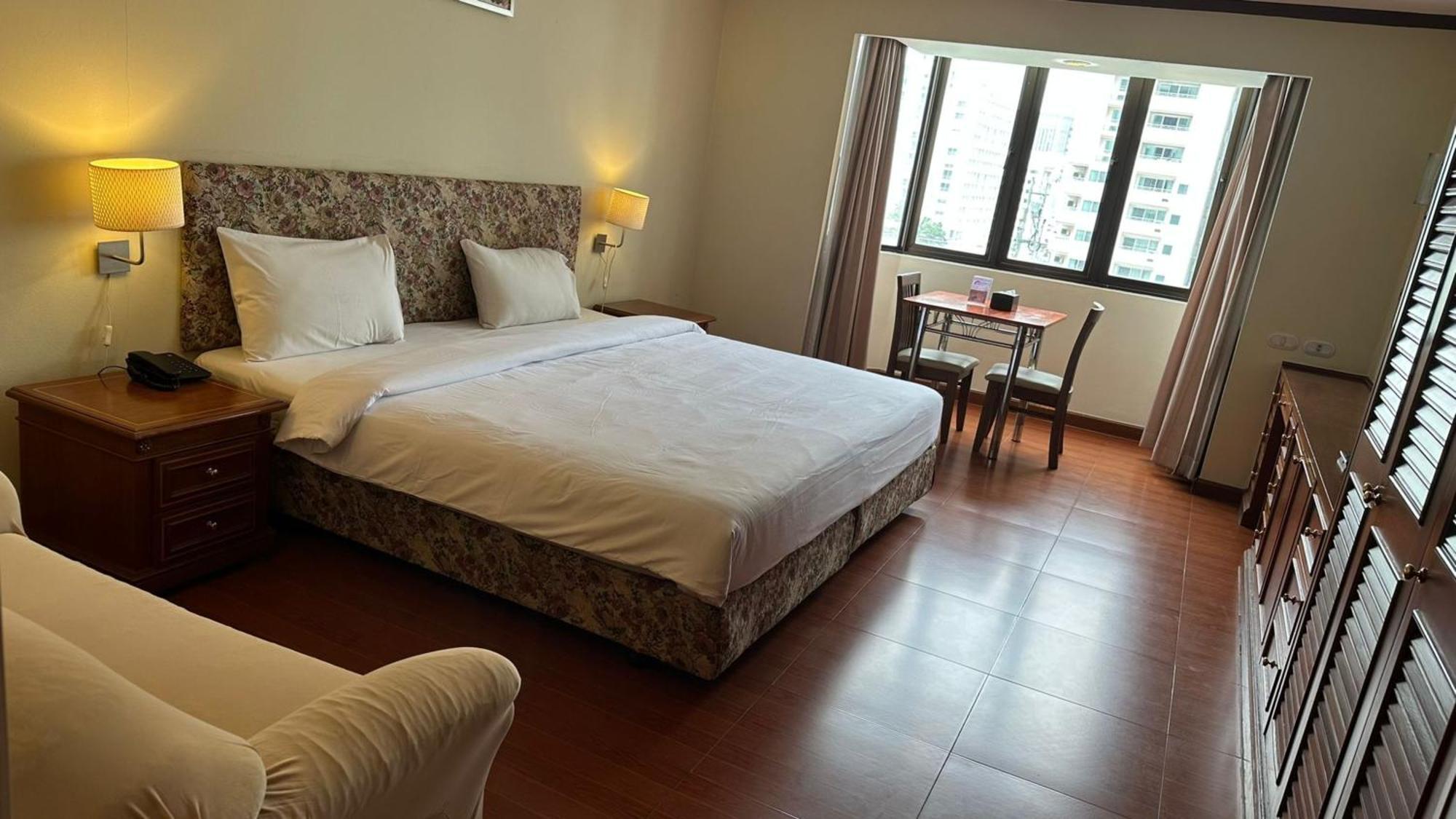 Omni Tower Sukhumvit Soi 4 Direct Apartment กรุงเทพมหานคร ภายนอก รูปภาพ