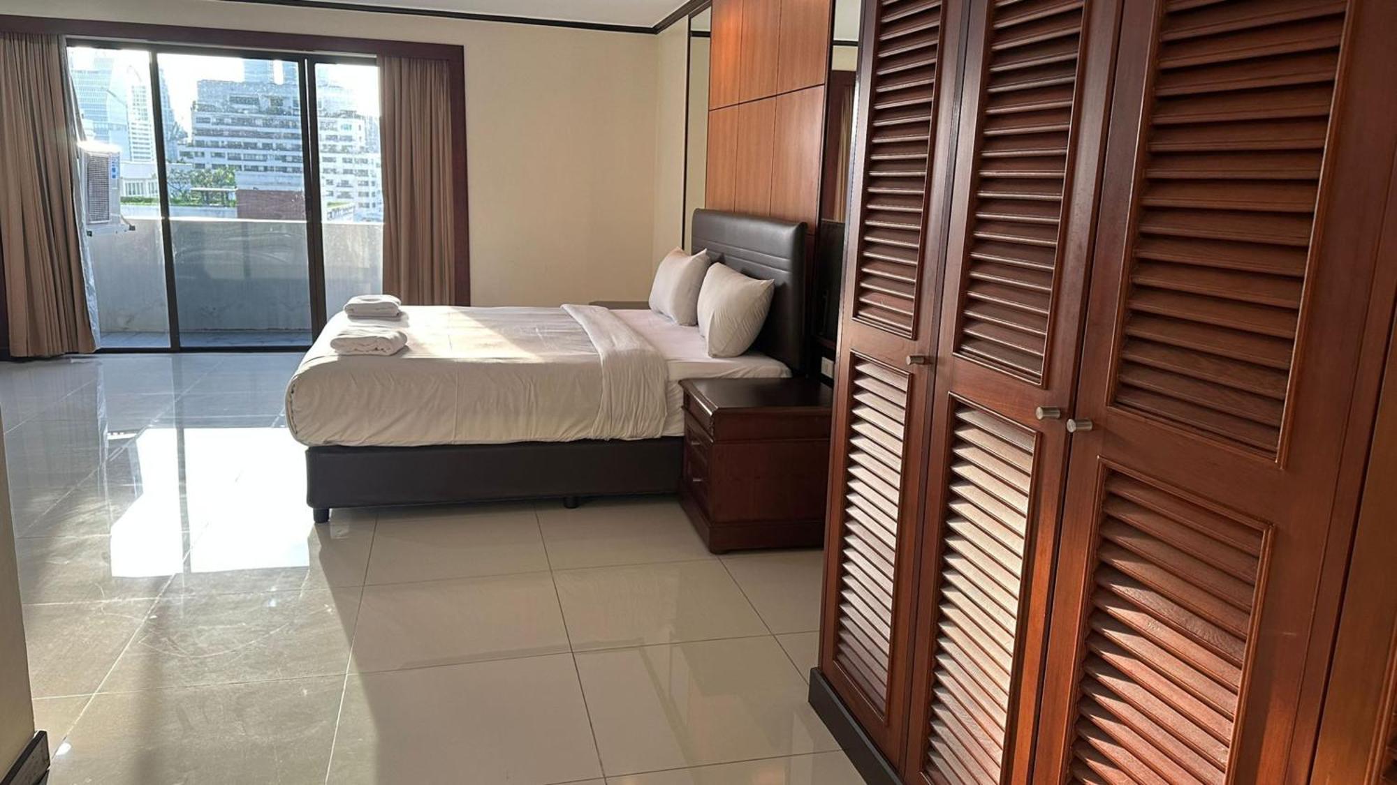 Omni Tower Sukhumvit Soi 4 Direct Apartment กรุงเทพมหานคร ภายนอก รูปภาพ
